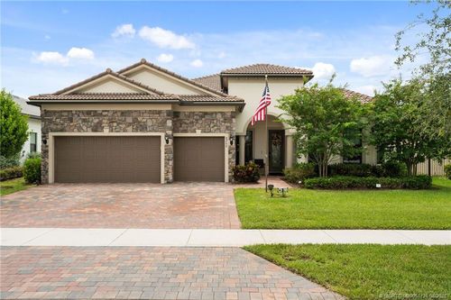 8260 Pedigree Cir, Lake Worth, FL, 33467-6717 | Card Image