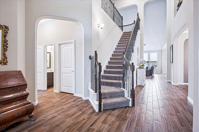 208 Equestrian Rd, House other with 4 bedrooms, 4 bathrooms and null parking in Hickory Creek TX | Image 5