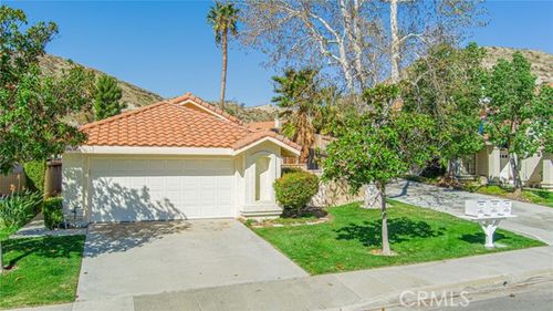 29039 Marilyn Dr, Canyon Country, CA, 91387 | Card Image