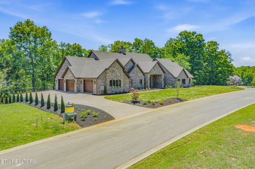 3317 Preserve Pt, Louisville, TN, 37777-1405 | Card Image