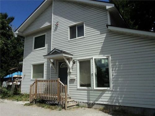 136 Barrie Rd, Orillia, ON, L3V2R1 | Card Image
