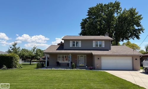 7253 Flamingo St, Clay, MI, 48001-4131 | Card Image