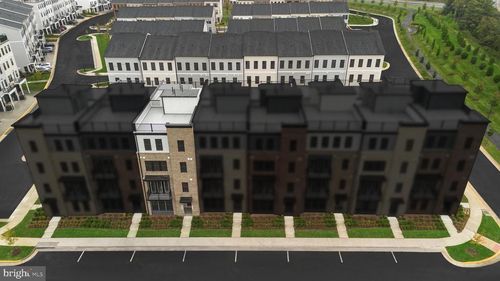 21843 Beckhorn Station Ter, BROADLANDS, VA, 20148 | Card Image