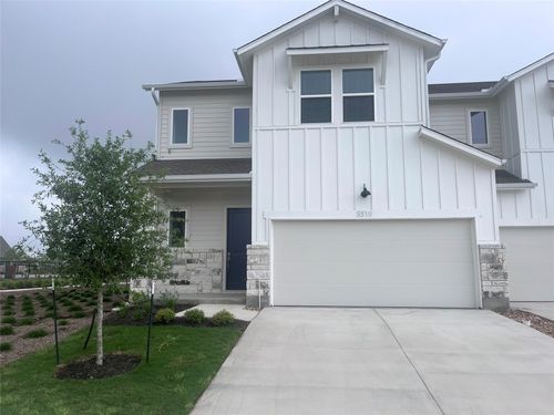 8519 Sommery Ln, Round Rock, TX, 78665-2967 | Card Image
