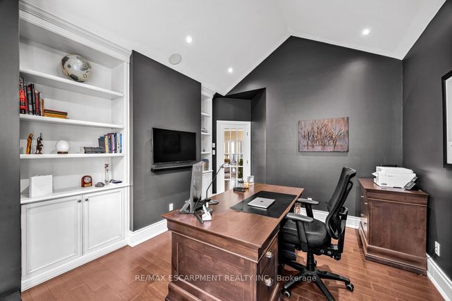 5029 Cedar Springs Crt, House other with 3 bedrooms, 3 bathrooms and 12 parking in Burlington ON | Image 12