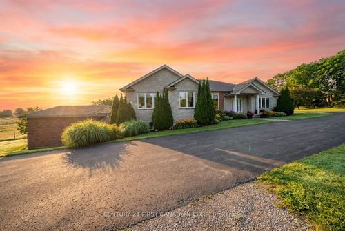 270 Mcgill Rd, Mount Pleasant, ON, N0E1K0 | Card Image