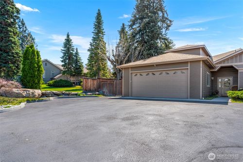 112 19th St Ne, East Wenatchee, WA, 98802-4105 | Card Image