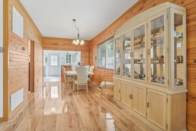 38332 N 8 Th St, House other with 3 bedrooms, 2 bathrooms and 2 parking in Spring Grove IL | Image 4