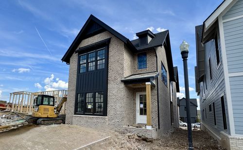 821 Saint Clair Ave, Thompsons Station, TN, 37179 | Card Image