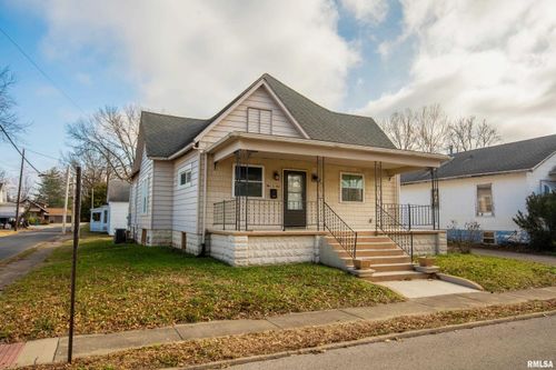 501 S Buchanan St, Marion, IL, 62959-3120 | Card Image