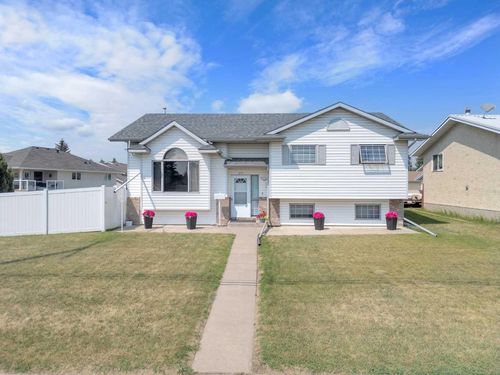 6010 57 Ave, Ponoka, AB, T4J1L2 | Card Image