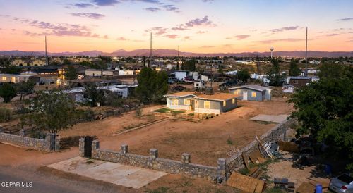 3550 Vanderveer Drive, El Paso, TX, 79938 | Card Image