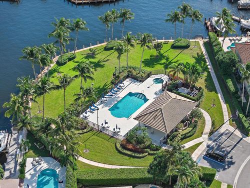 717 Cable Beach Ln, North Palm Beach, FL, 33410 | Card Image