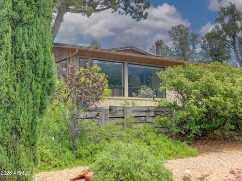 550 Barcelona Rd, Sedona, AZ, 86336-5916 | Card Image