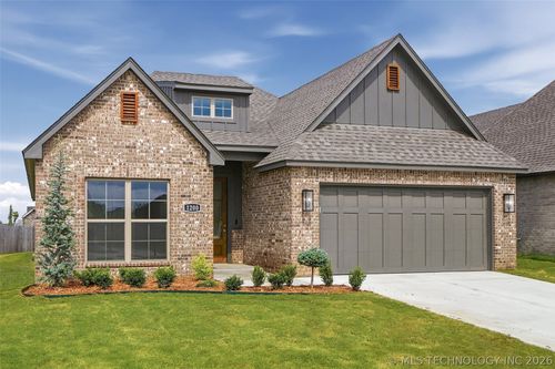 1200 N Dogwood Avenue, Broken Arrow, OK, 74012 | Card Image