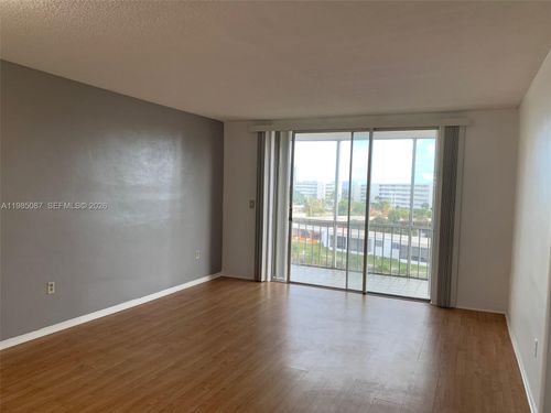 apt-g510-2859 Leonard Dr, Aventura, FL, 33160-3936 | Card Image