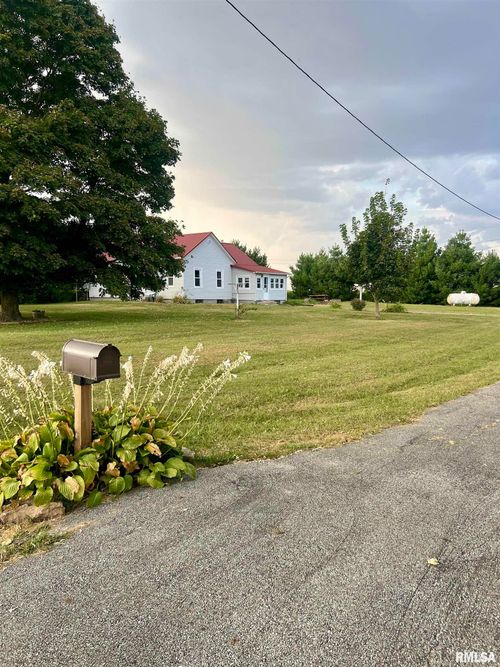 167 1000n Ave, Timewell, IL, 62375-4006 | Card Image