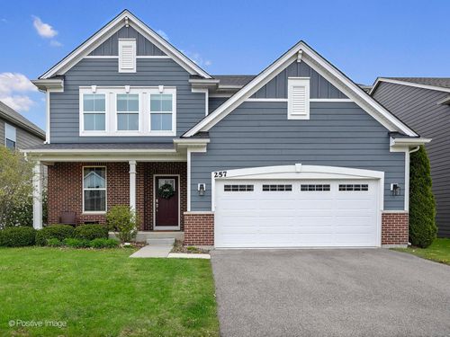 257 Kennedy Dr, St. Charles, IL, 60175-8007 | Card Image