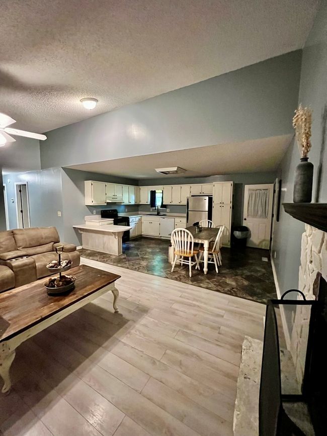 4781 Tree Top Ln, House other with 4 bedrooms, 2 bathrooms and null parking in Cohutta GA | Image 7