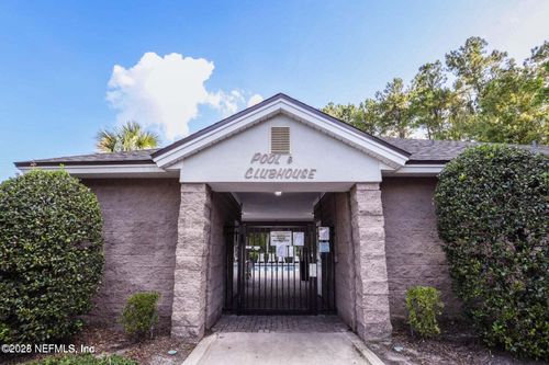 1305-7920 Merrill Rd, JACKSONVILLE, FL, 32277-6549 | Card Image