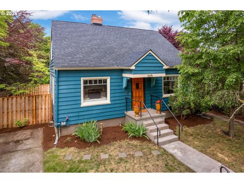 6615 N Curtis Ave, Portland, OR, 97217-4061 | Card Image