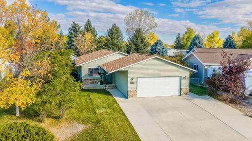 1719 Sagebrush Dr, Sheridan, WY, 82801-6711 | Card Image