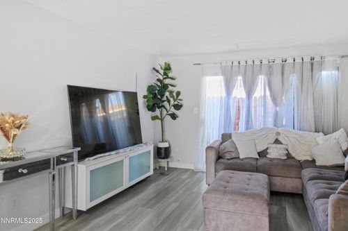7-863 Nutmeg Pl, Reno, NV, 89502-4726 | Card Image