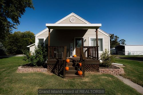 1320 Paul Street, St. Paul, NE, 68873 | Card Image