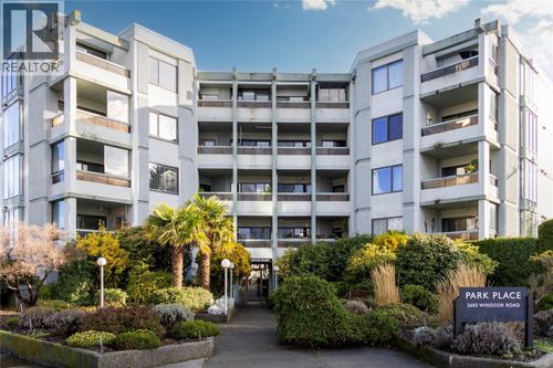 503-2605 Windsor Road, Oak Bay, BC, V8S5H9 | Card Image