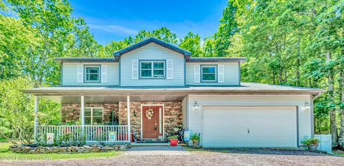 215 Snow Valley Dr, DRUMS, PA, 18222-1133 | Card Image