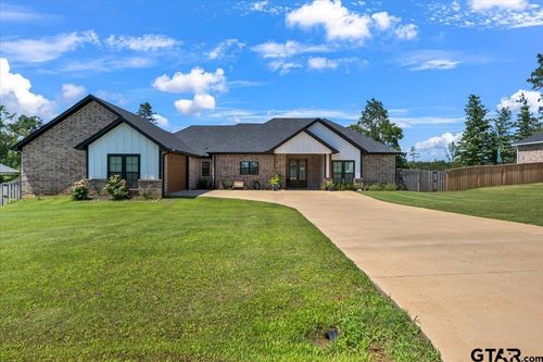 18329 Timber Oaks Dr, Lindale, TX, 75771-4820 | Card Image