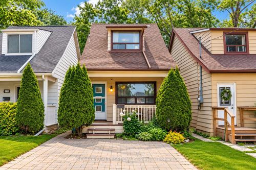 53 Harold St, Etobicoke, ON, M8Z3R5 | Card Image
