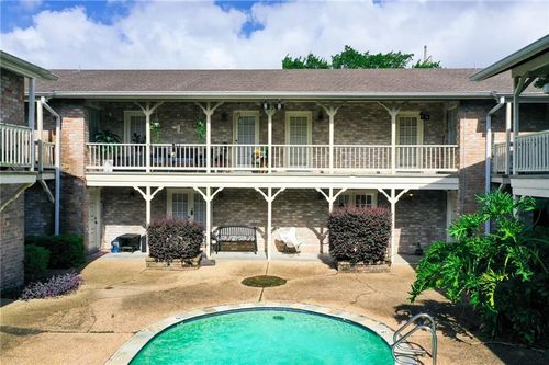 9-209 Pine St, Metairie, LA, 70005-2437 | Card Image