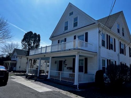 2r-51 Beach St, Westerly, RI, 02891-2719 | Card Image