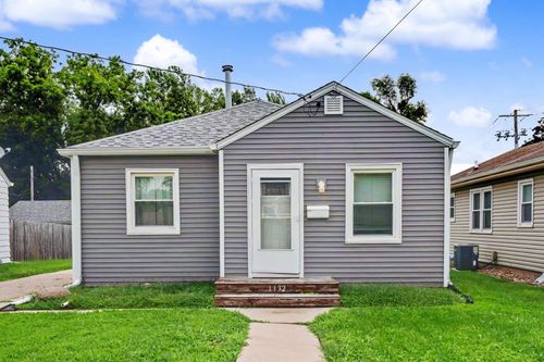 1132 53rd St, Moline, IL, 61265-2831 | Card Image
