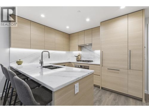 308-308 Morrissey Rd, Port Moody, BC, V3H0M2 | Card Image