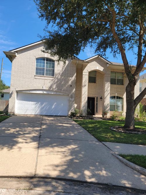 2507 Willow Springs Ln, Sugar Land, TX, 77479-8848 | Card Image