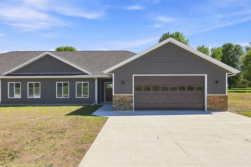 b-6001 6th St, Lake Park, MN, 56554-4117 | Card Image