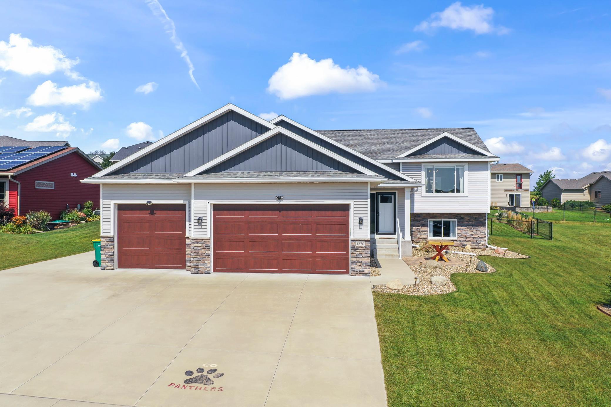 Harney Peak Dr, Pine Island, MN 55963