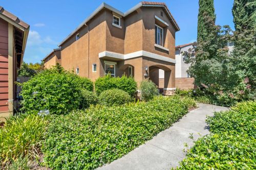 4040 Vittoria Lane, Sacramento, CA, 95834 | Card Image