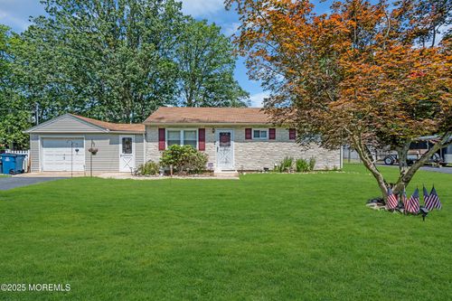 530 Aldrich Rd, Howell, NJ, 07731-1931 | Card Image