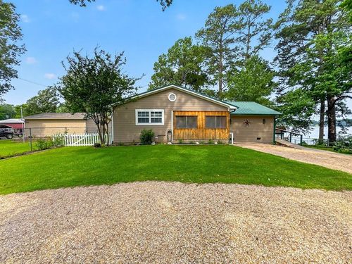 208 Southshore Dr, Lone Star, TX, 75668-2504 | Card Image