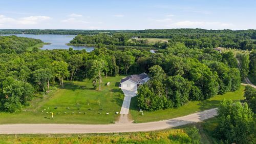 17575 Saylers Lakeview Rd, Lake Park, MN, 56554-9681 | Card Image