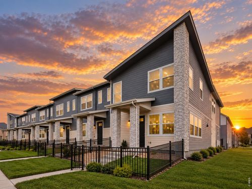 2829 Bear Springs Cir, Longmont, CO, 80503-9081 | Card Image