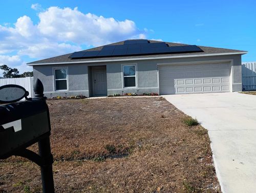 337 Se Starfish Ave, Port St. Lucie, FL, 34983-4523 | Card Image