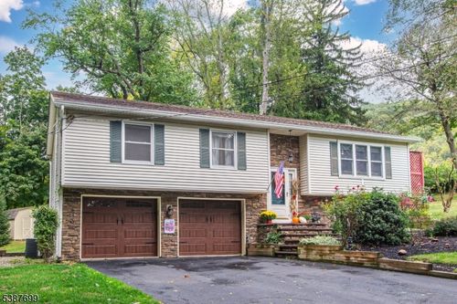 89 High St, Ogdensburg, NJ, 07439-1247 | Card Image