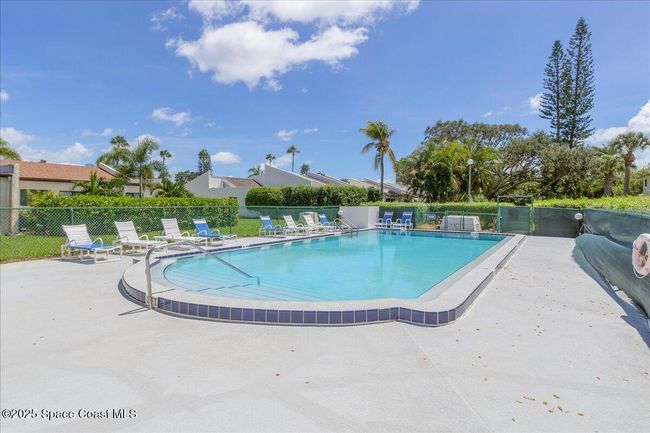 443 Hawthorne Ct, Townhouse with 2 bedrooms, 2 bathrooms and null parking in Indian Harbour Beach FL | Image 43