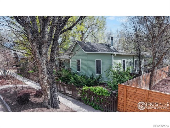 615 W Olive St, House other with 2 bedrooms, 2 bathrooms and 2 parking in Fort Collins CO | Image 35