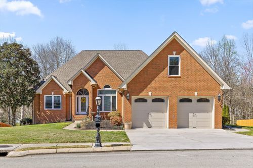 7152 Homestead Cir, Hixson, TN, 37343-6412 | Card Image