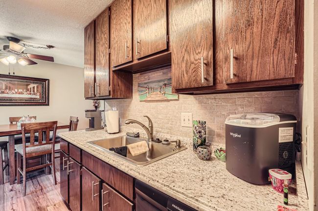Kitchen View | Image 7